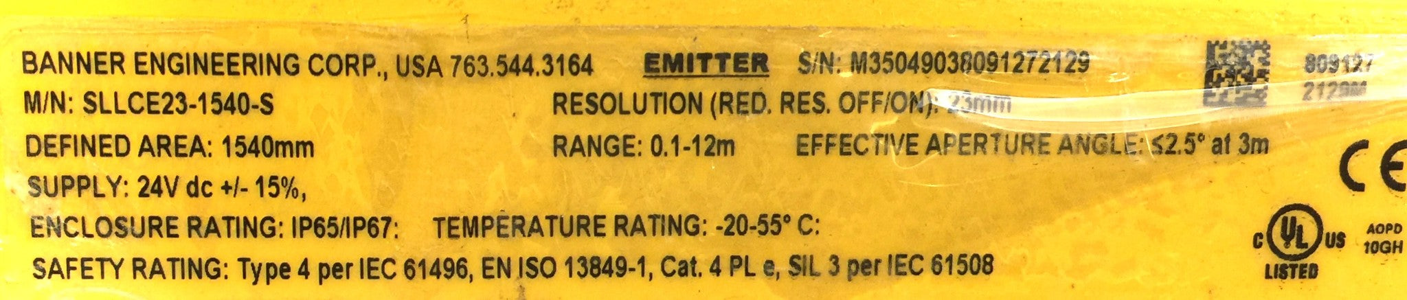 Banner Engineering Light Curtain Emitter with Side Brackets SLLCE23-1540-S USED