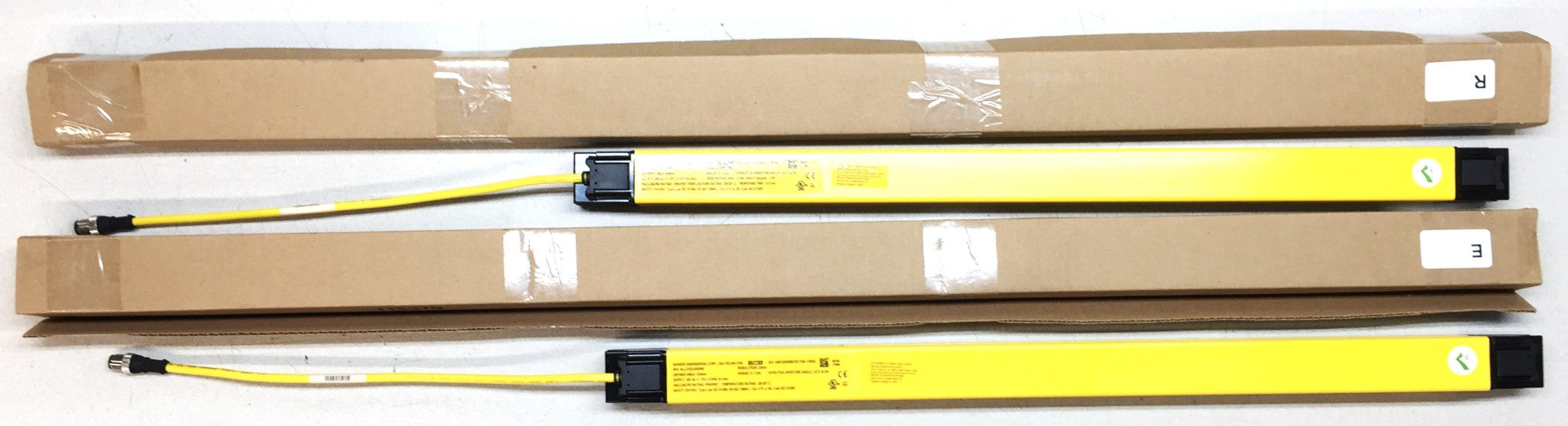 Banner EZ-Screen Light Curtain Kit (No Side Mounted Brackets) SLLCP23-630P88 NOS