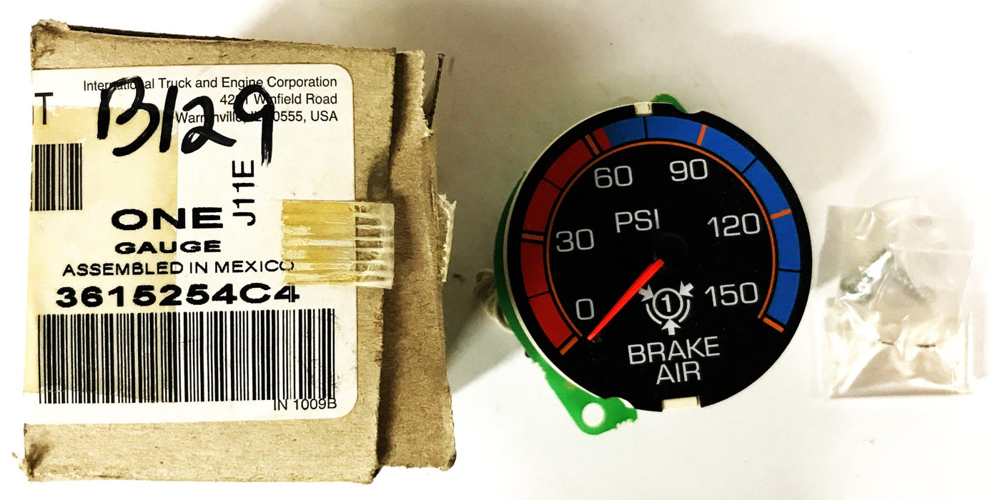 International Navistar Air Pressure Gauge 3615254C4 NOS