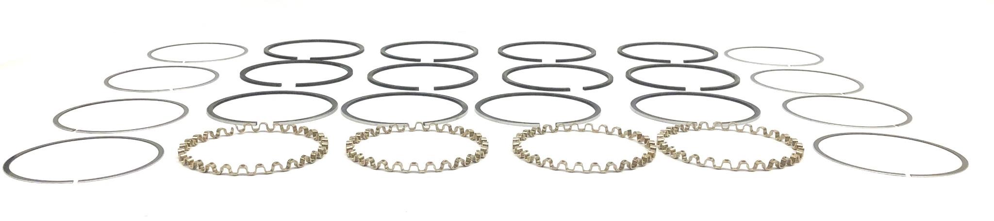 Wisconsin Motor Piston Ring Set F163T00119040 NOS