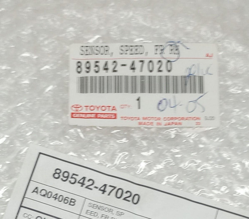 Toyota Front Right Hand Speed Sensor 89542-47020 NOS