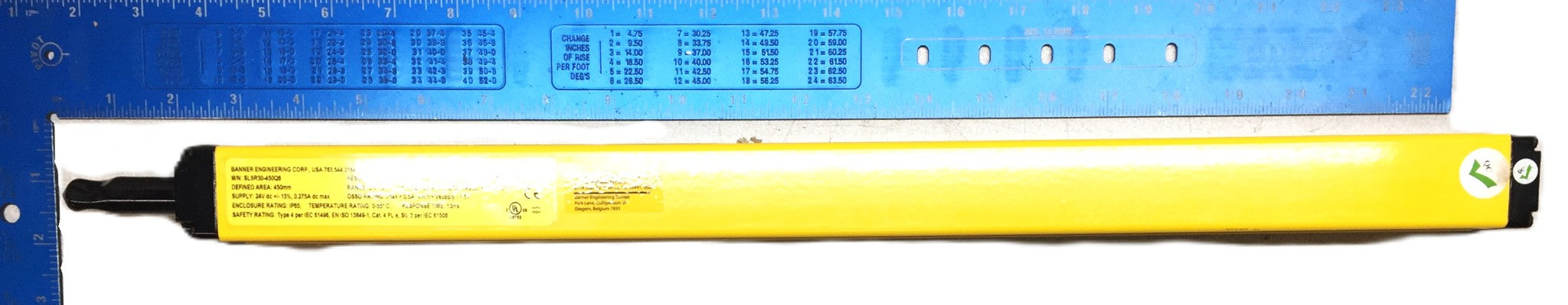 Banner EZ-Screen Safety Light Curtain SLSR30-450Q8 NOS