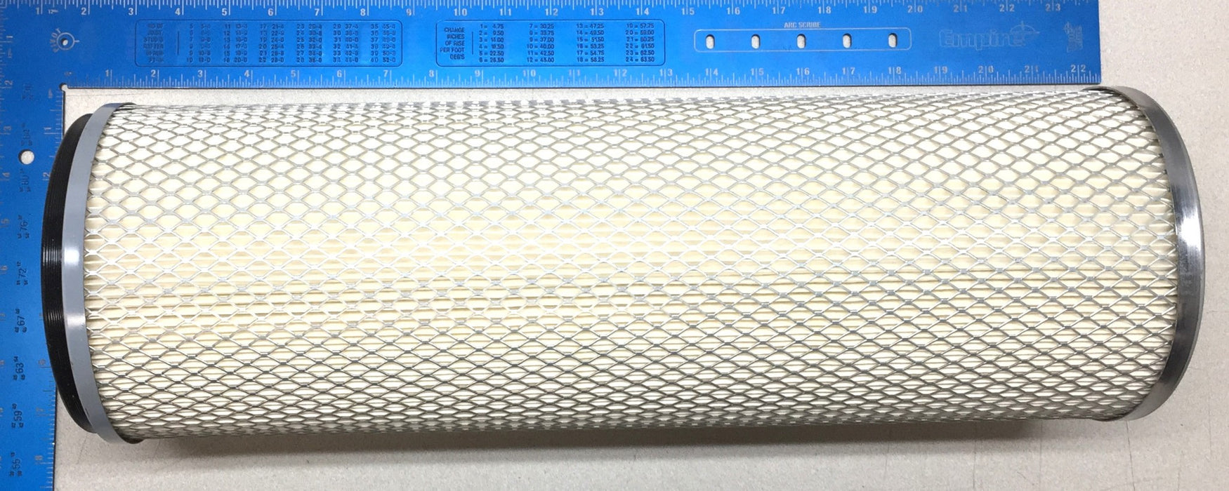 NAPA Gold Air Filter 2217 (FIL 2217) NOS