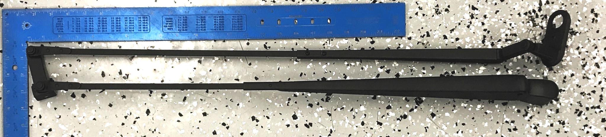 Hitachi Wiper Arm W/ Hardware & Rubber Piece 3003560060 NOS