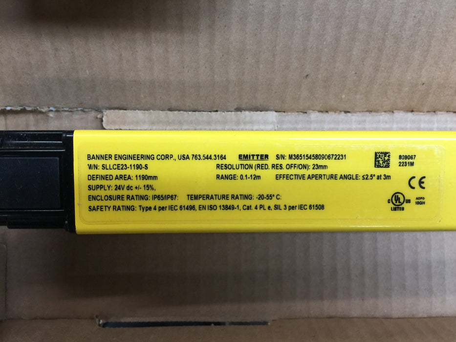 Banner Safety Light Curtain Set (Emitter/Receiver) SLLCP23-1190P55 NOS