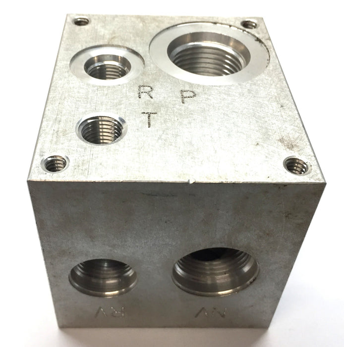 Flodyne Pneumatic Valve Block C23037 REV.0 NOS