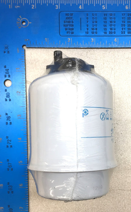 Napa Gold /Donaldson Fuel Filter FIL 3531 (P551423) NOS