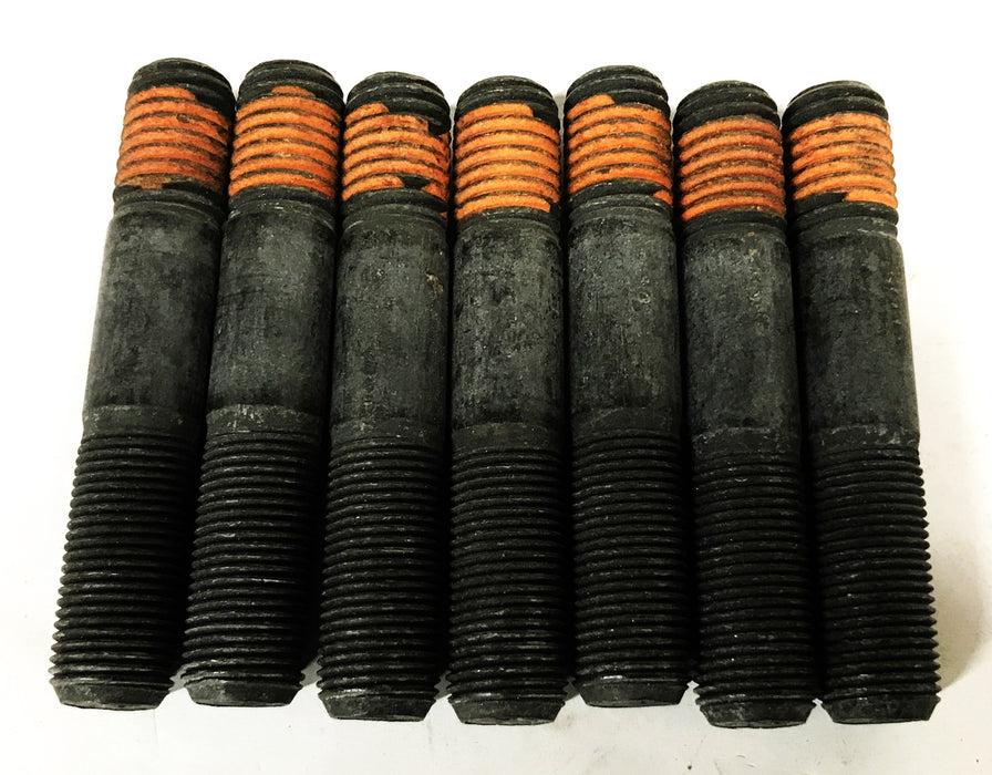 International Navistar Wheel Stud 1669318C1 [Lot of 7] NOS