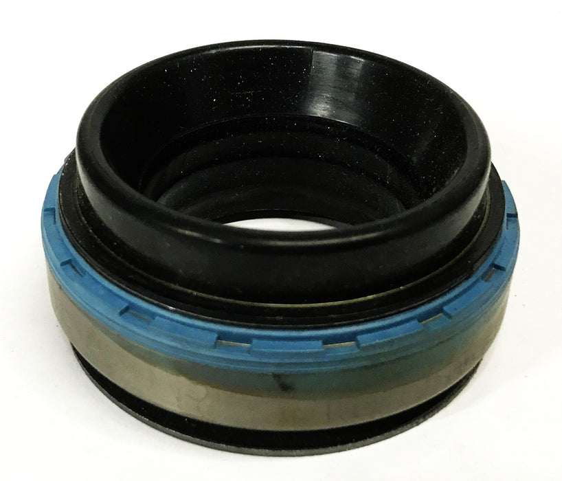National Axle Shaft Oil Seal 710492 [Lot of 2] NOS