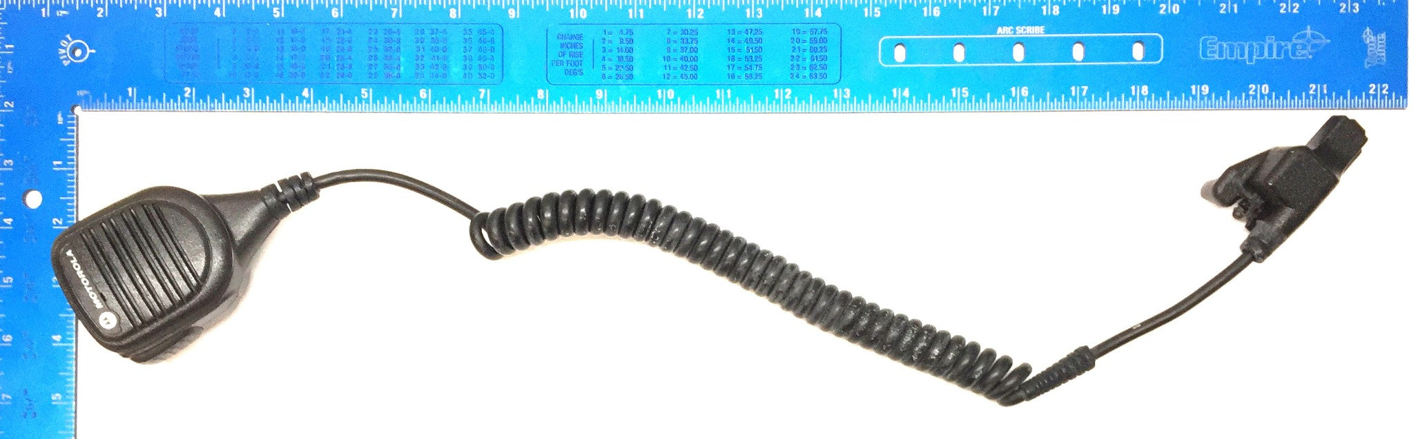 Motorola Noise-Canceling Remote Speaker Microphone PMMN4045B USED