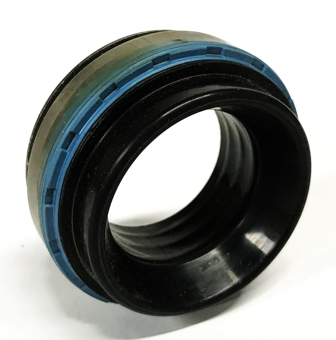 National Axle Shaft Oil Seal 710492 [Lot of 2] NOS