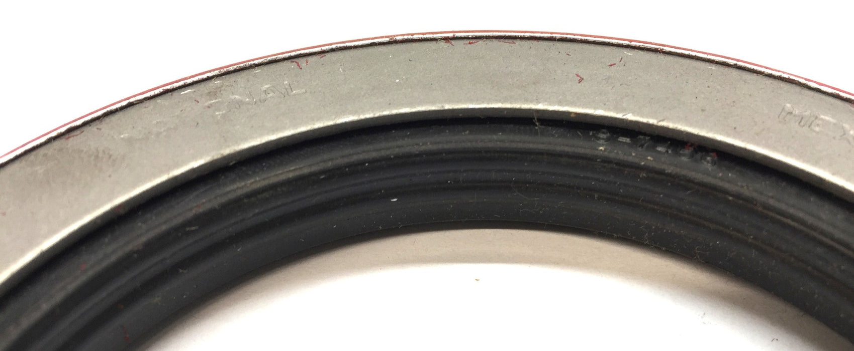 National Federal-Mogul Oil Seal NA370014A (B370014BG) NOS
