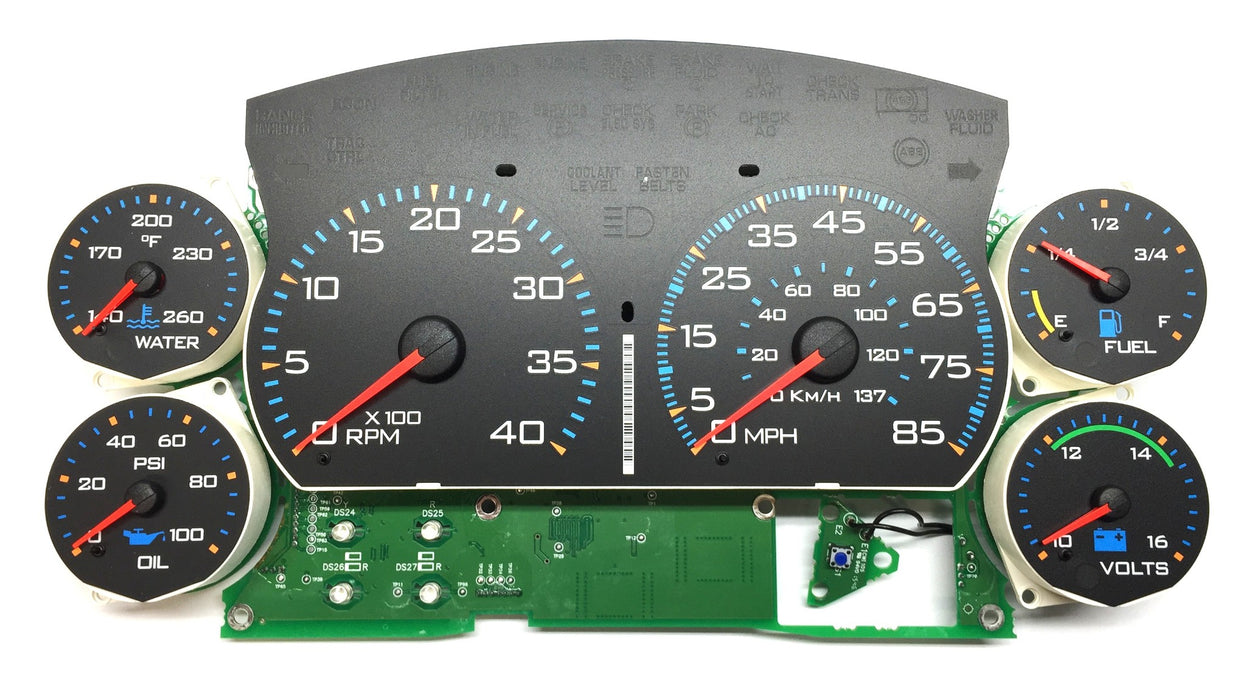 International Navistar Speedometer Gauge Cluster Assembly 3604598C92 NOS