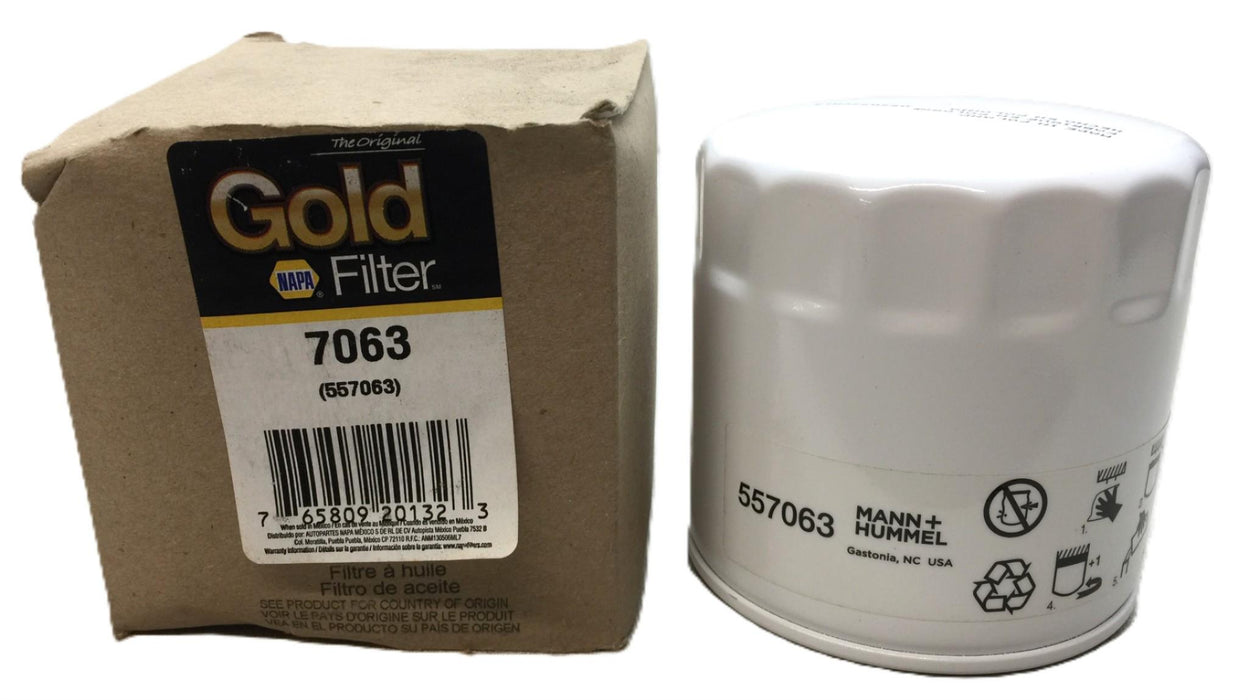 NAPA Gold Oil Filter 557063 (7063) NOS