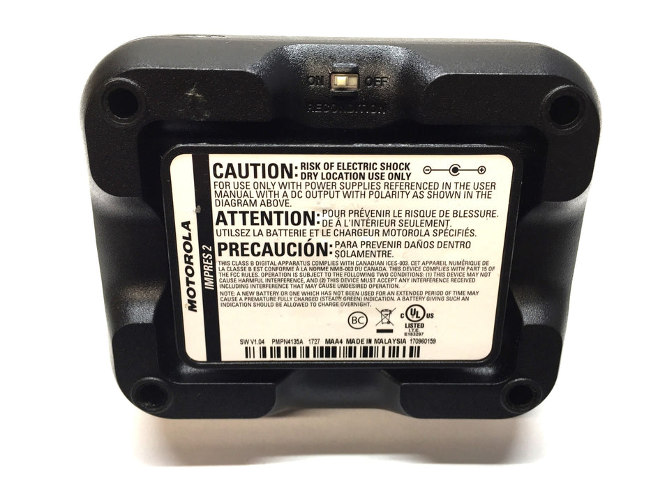Motorola Adaptive Charger w/o Power Cord V1.04 PMPN4135A USED