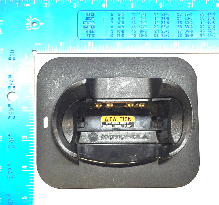 Motorola Adaptive Charger w/o Power Cord V1.04 PMPN4135A USED