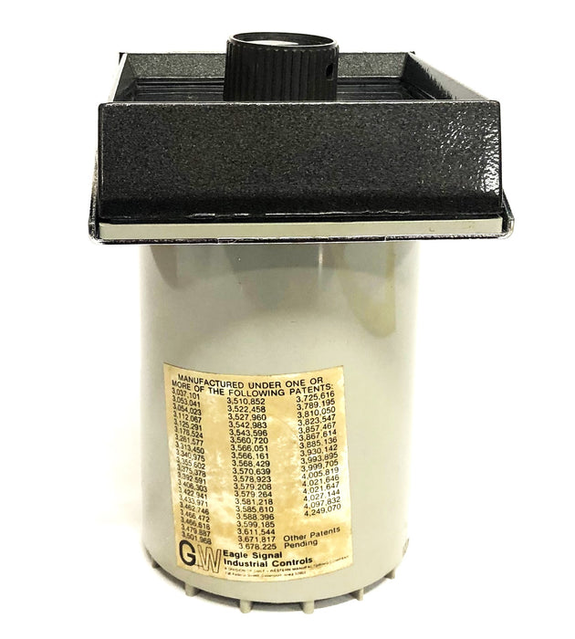 Eagle Signal Controls I/C Type J Temperature Control TC204A612 (3,054,023) NOS