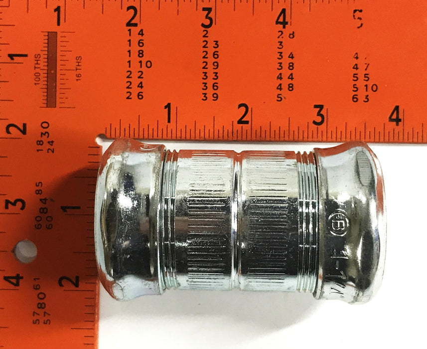 Bridgeport 1-1/4 inch Steel EMT Compression Fitting 263 [Lot of 25] NOS