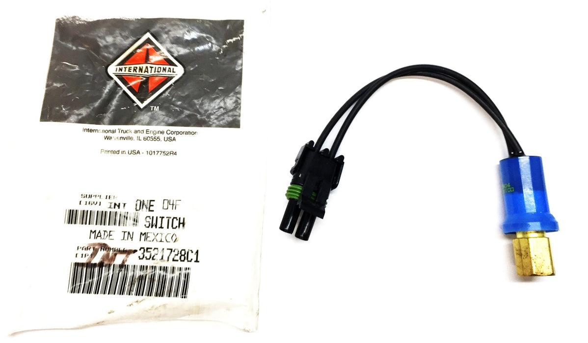 International Navistar A/C Pressure Switch 3521728C1 NOS
