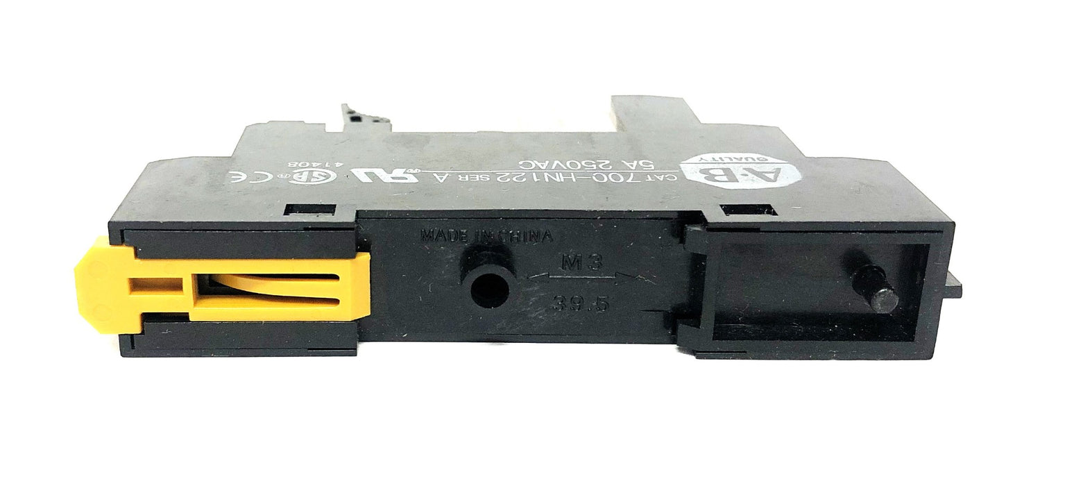 Allen-Bradley 5A 250VAC Series A Relay With Socket 700-HN122 [Lot of 3] USED