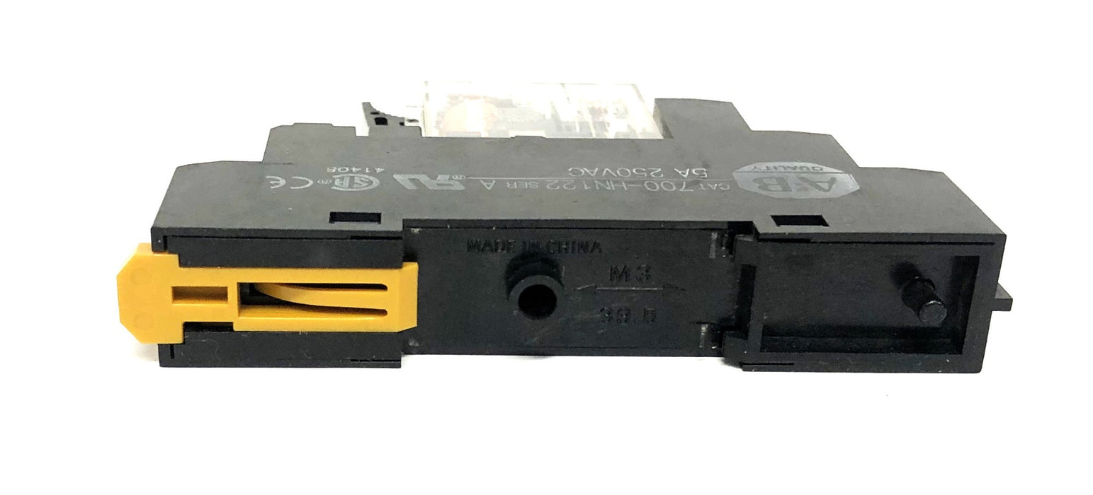 Allen-Bradley 5A 250VAC Series A Relay With Socket 700-HN122 [Lot of 4] USED