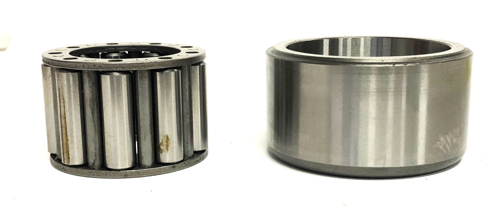 Rollway Cage Roller Bearing B-280830-325-7 NOS