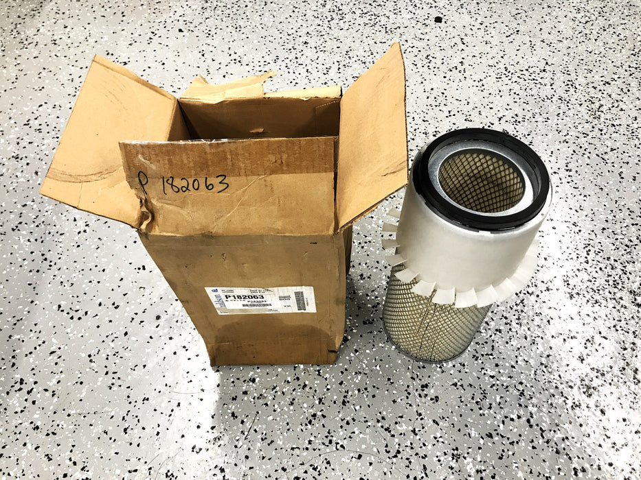 Donaldson Air Filter P182063 NOS