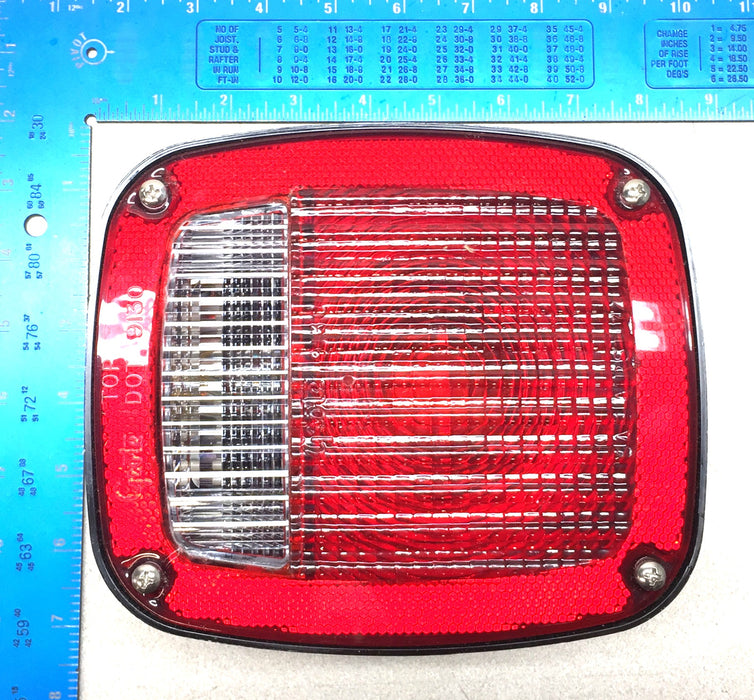 Grote LED Stop/Turn/Tail Light Lamp 53630 NOS