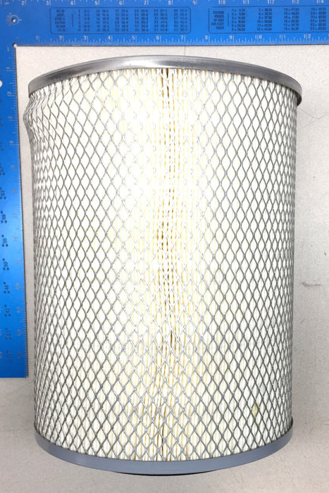 Napa Gold Air Filter FIL 2471 (2471) NOS