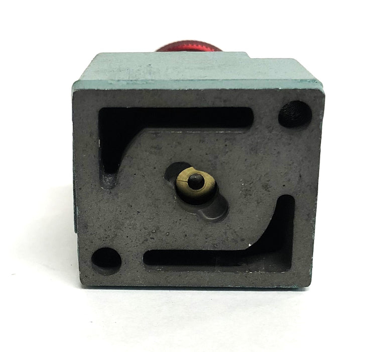 Numatics Manual Control Valve TM0-2001 NOS