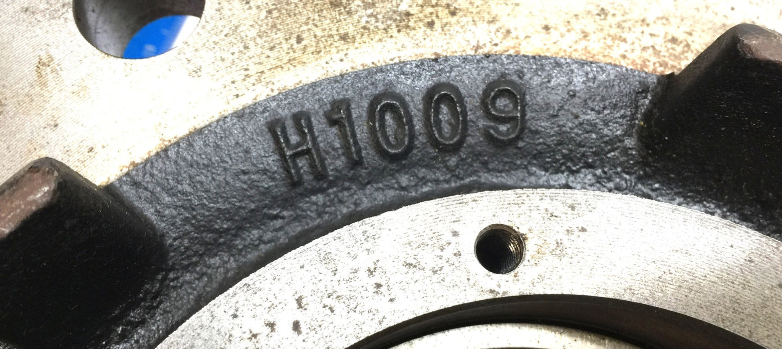 International Navistar Wheel Axle Hub H1009 NOS