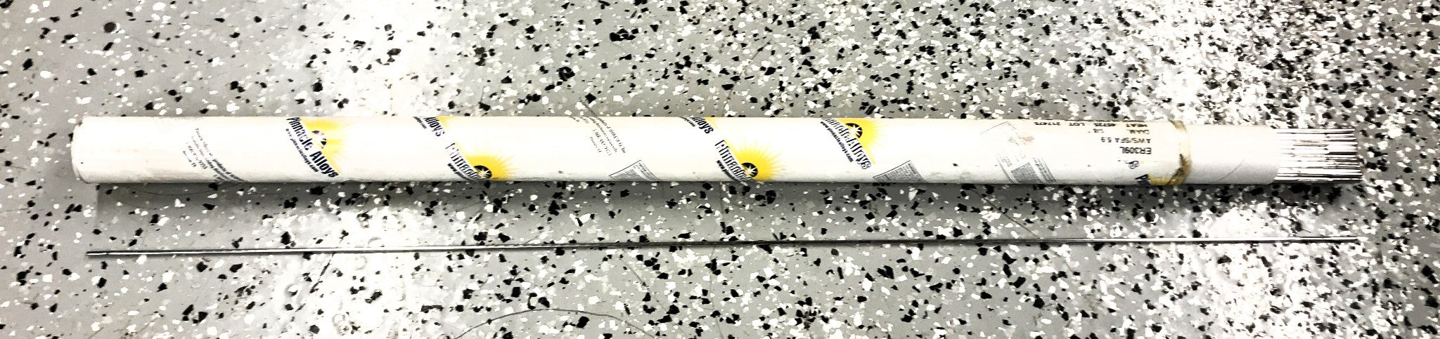 Pinnacle Alloys 9.8 LBS of 1/8" Diameter x 36" OAL Welding Rod ER309L NOS
