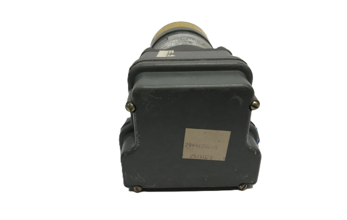 Hubbell Pilot Duty Speed Switch 2220-111CC4S USED