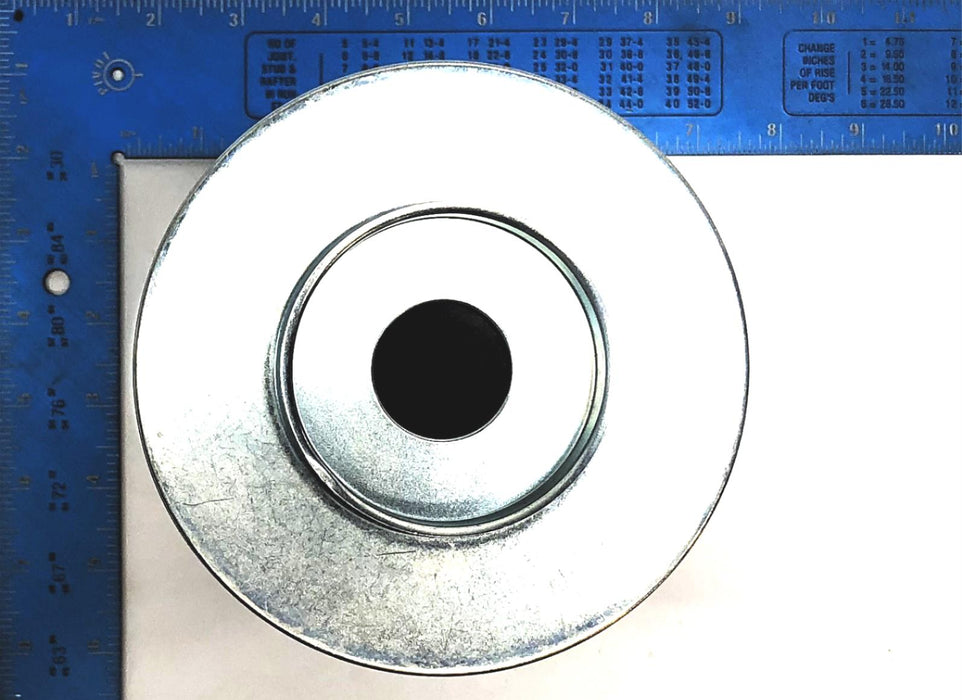 Donaldson Hydraulic Filter (Small Dent on Lip) P763270 NOS