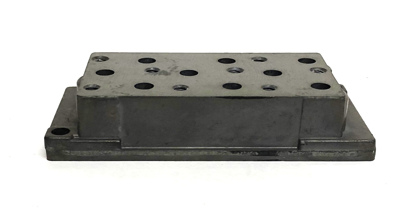 Numatics Valve Base 142C [Lot of 2] NOS