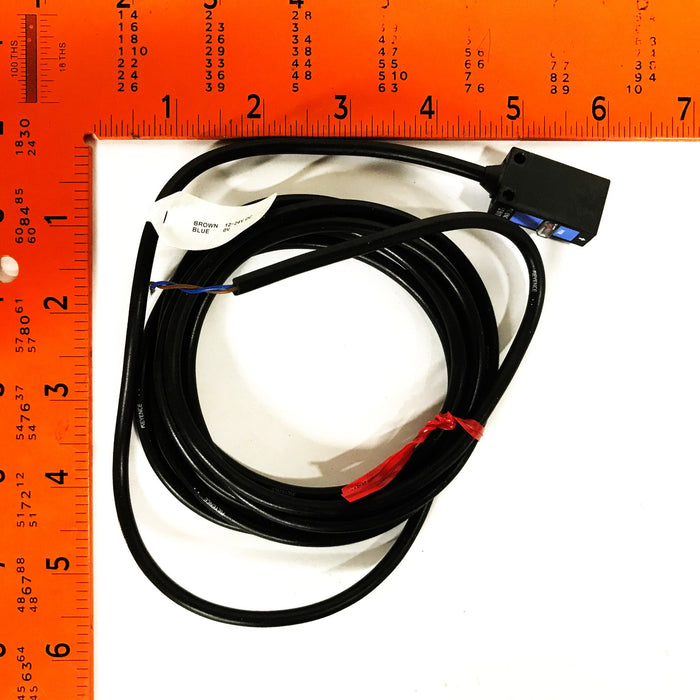 Keyence PZ Series Photelectric Sensor PZ-51T [Lot of 2] USED