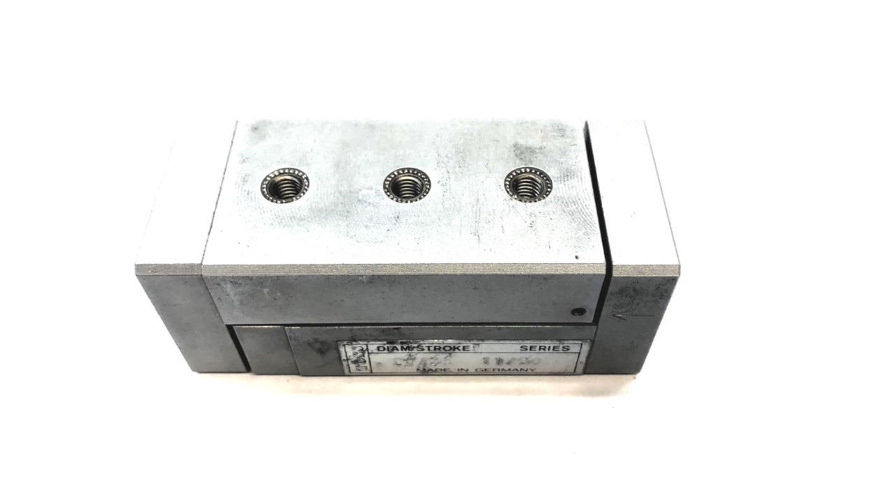 Toss Pneumatic Cylinder Diam/Stroke B20/25 USED