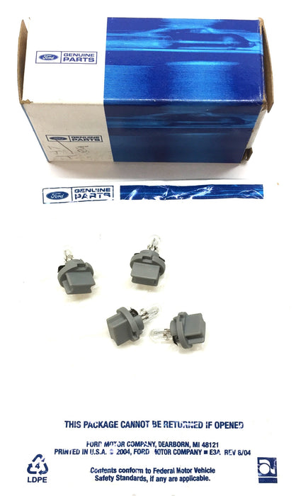 Ford Motor Company Bulb and Socket Pack (4pcs) YL3Z-13B765-DA NOS