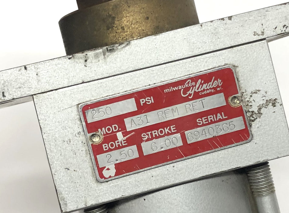 Milwaukee Cylinder 250PSI 2.50 Bore Pneumatic Cylinder A31 REM RET REFURBISHED