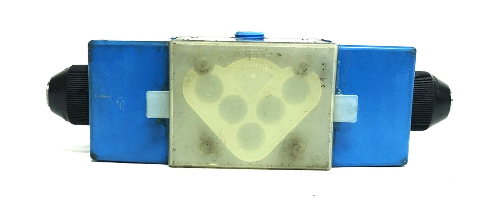 Vickers Directional Valve 02-119614-PA5DG4S4LW-012N-B-60 USED