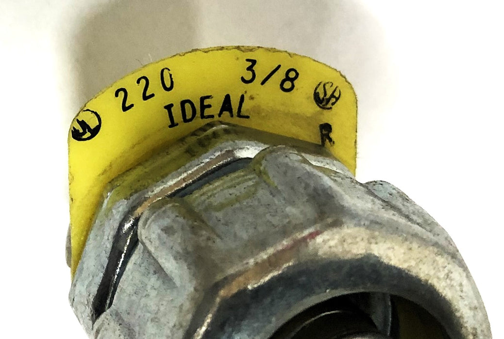 Ideal 3/8 Inch Straight Conduit Connector 220 [Lot of 2] NOS