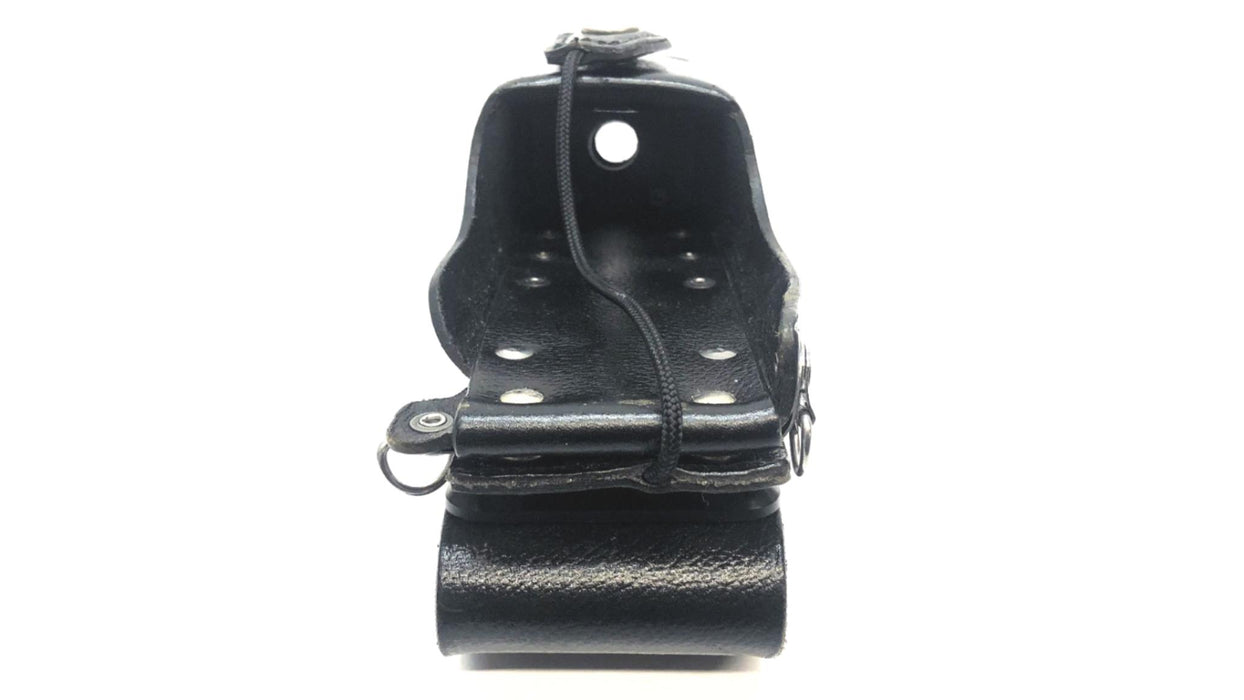 Motorola Leather Radio Holster/Carrying Case W/ Clip NTN8381C (1505651Z01) USED