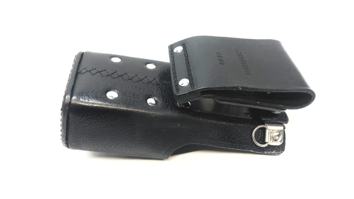 Motorola Leather Radio Holster/Carrying Case W/ Clip 1505651Z01G (NTN8381C) USED