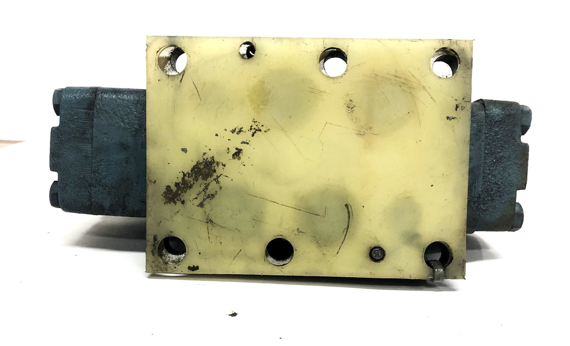 Dynex/Rivett Directional Control Valve 6553-D03-115/DF-10 USED