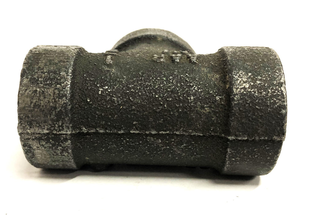 Unbranded G.300WSP 2000WOG Valve Reduction Tee Malleable Iron AAR1/2 NOS