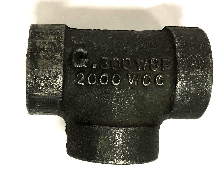 Unbranded G.300WSP 2000WOG Valve Reduction Tee Malleable Iron AAR1/2 NOS