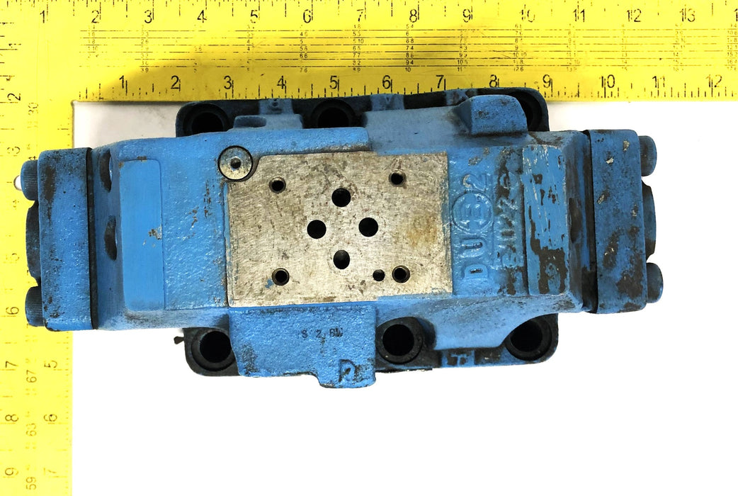 Vickers Directional Control Valve DG5S-8-2C-M-FTWLB530 USED