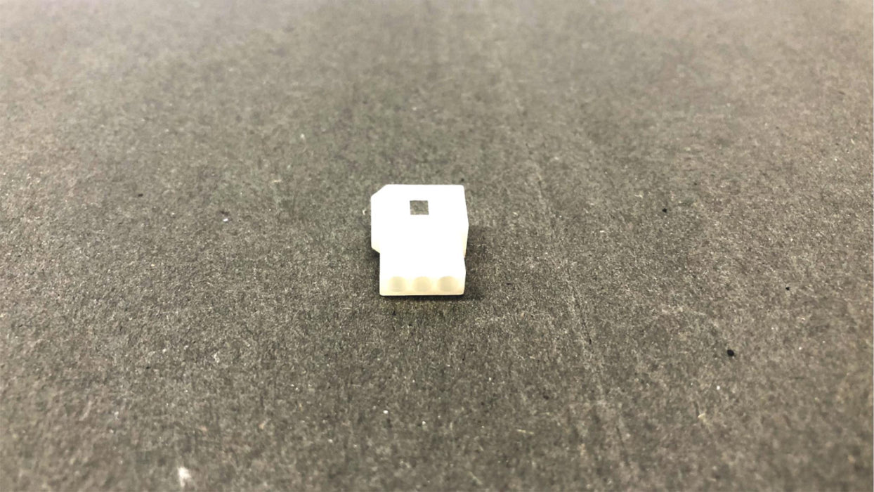 Molex Terminal Housing 03 06 2032 [Lot of 30] NOS