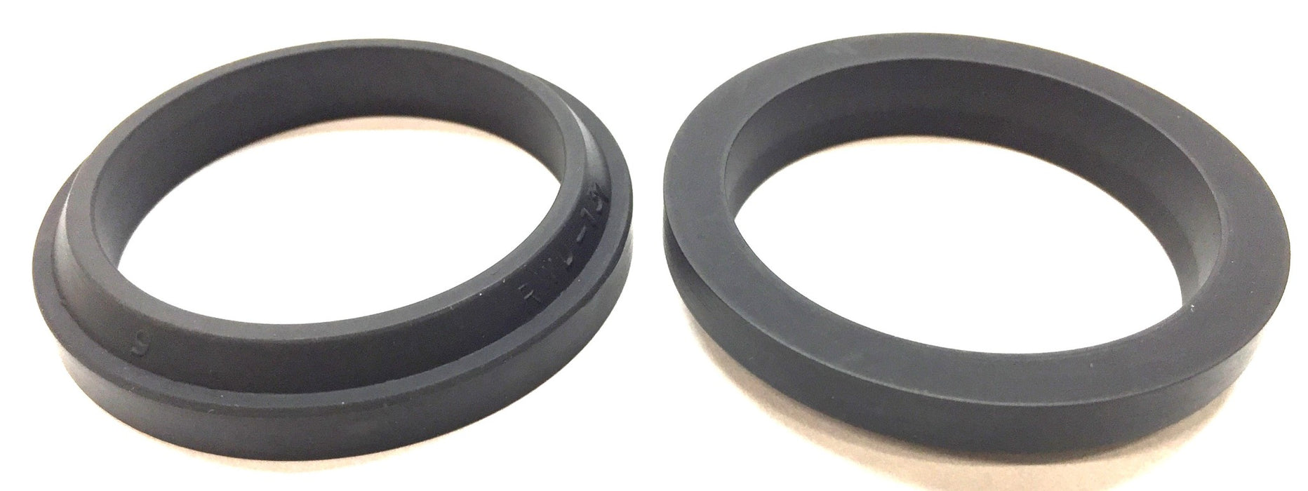 CRC RW-90FKM-1.375x1.750x0.18 Fluorocarbon Wiper Ring ST-137V [Lot of 2] NOS