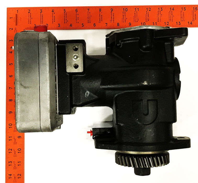 Cummins OEM Air Compressor 530-1084RX NOS